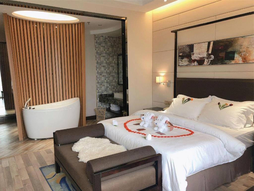 Jinjiang Metropolo Hotel - Liyang Tianmu Lake Changzhou  Esterno foto