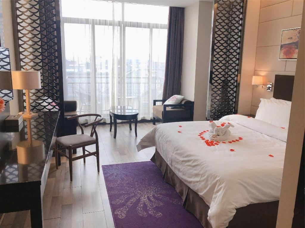 Jinjiang Metropolo Hotel - Liyang Tianmu Lake Changzhou  Esterno foto