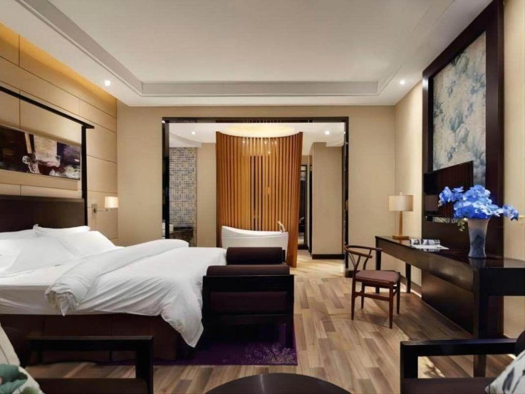 Jinjiang Metropolo Hotel - Liyang Tianmu Lake Changzhou  Esterno foto