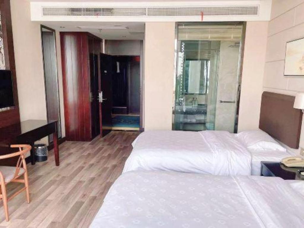 Jinjiang Metropolo Hotel - Liyang Tianmu Lake Changzhou  Esterno foto