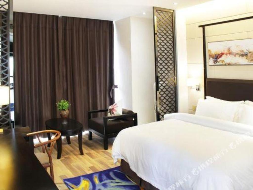 Jinjiang Metropolo Hotel - Liyang Tianmu Lake Changzhou  Esterno foto